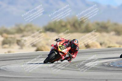 media/Dec-07-2025-CVMA (Sun) [[3e7d2de5dc]]/Race 10-Formula 40 Open/